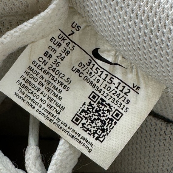 Nike Air Force 1 Low ’07 Triple White Women’s Size 7 Classic Sneakers - Picture 13 of 14